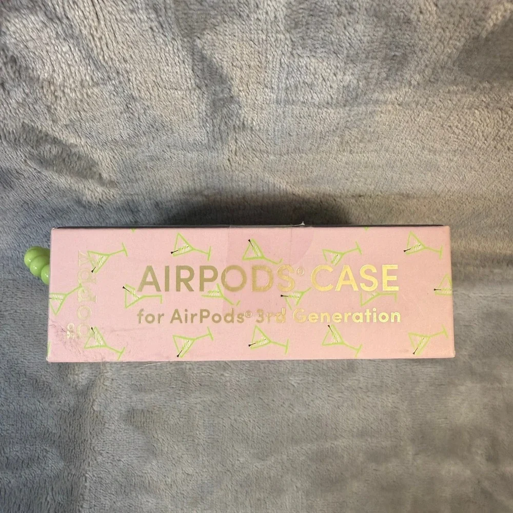 XO Poppy AirPods Case Keychain Martini NIP 